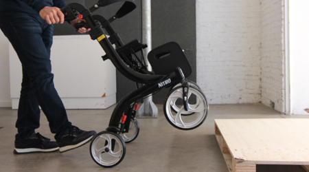 Hoofdingafbeeldingrollator-stoep.png